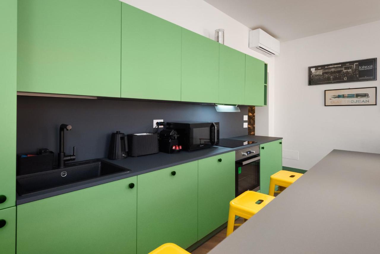 Flats4Rent Carla'S Apartments Verona Buitenkant foto