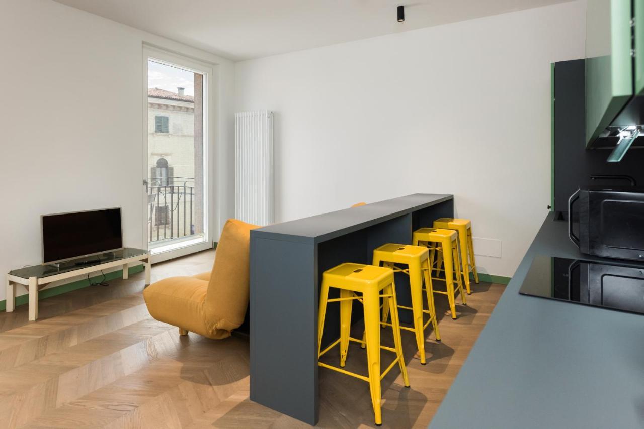 Flats4Rent Carla'S Apartments Verona Buitenkant foto