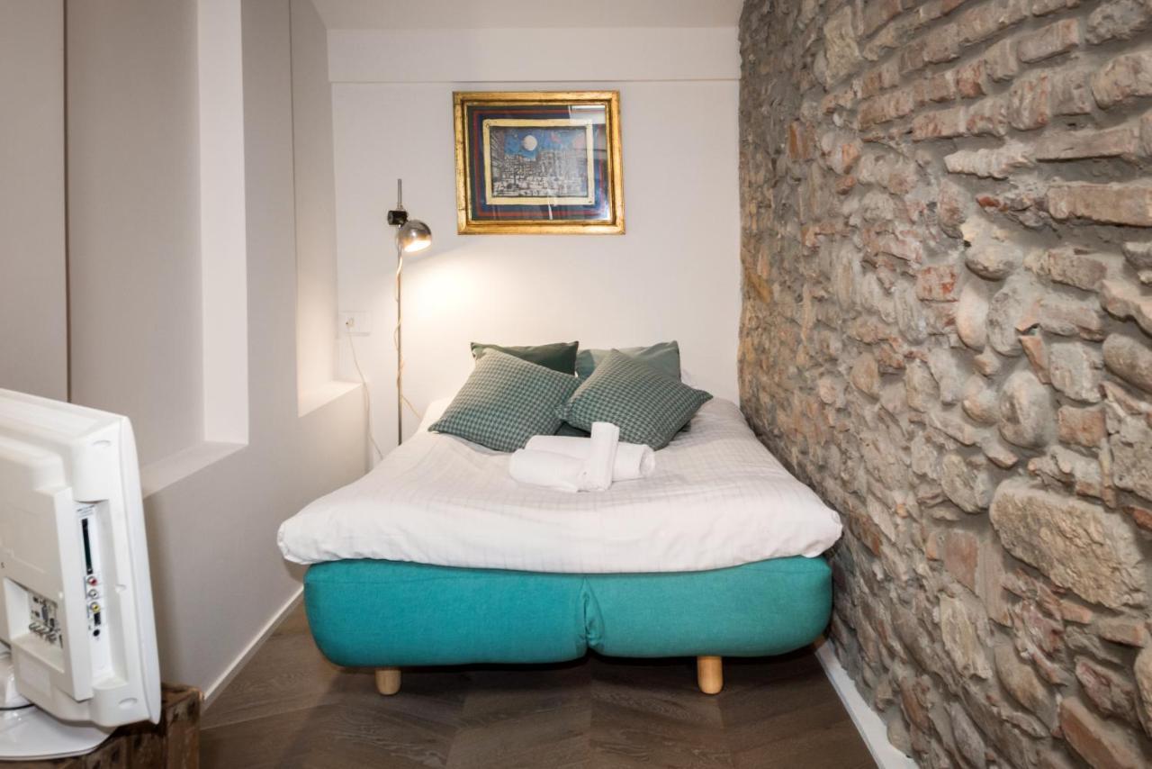 Flats4Rent Carla'S Apartments Verona Buitenkant foto